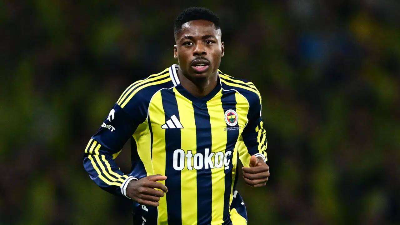 İsmail Kartal kulübeye hapsetmişti: Yıldız futbolcudan Fenerbahçe'nin kasasına 15 milyon euroluk piyango! 4